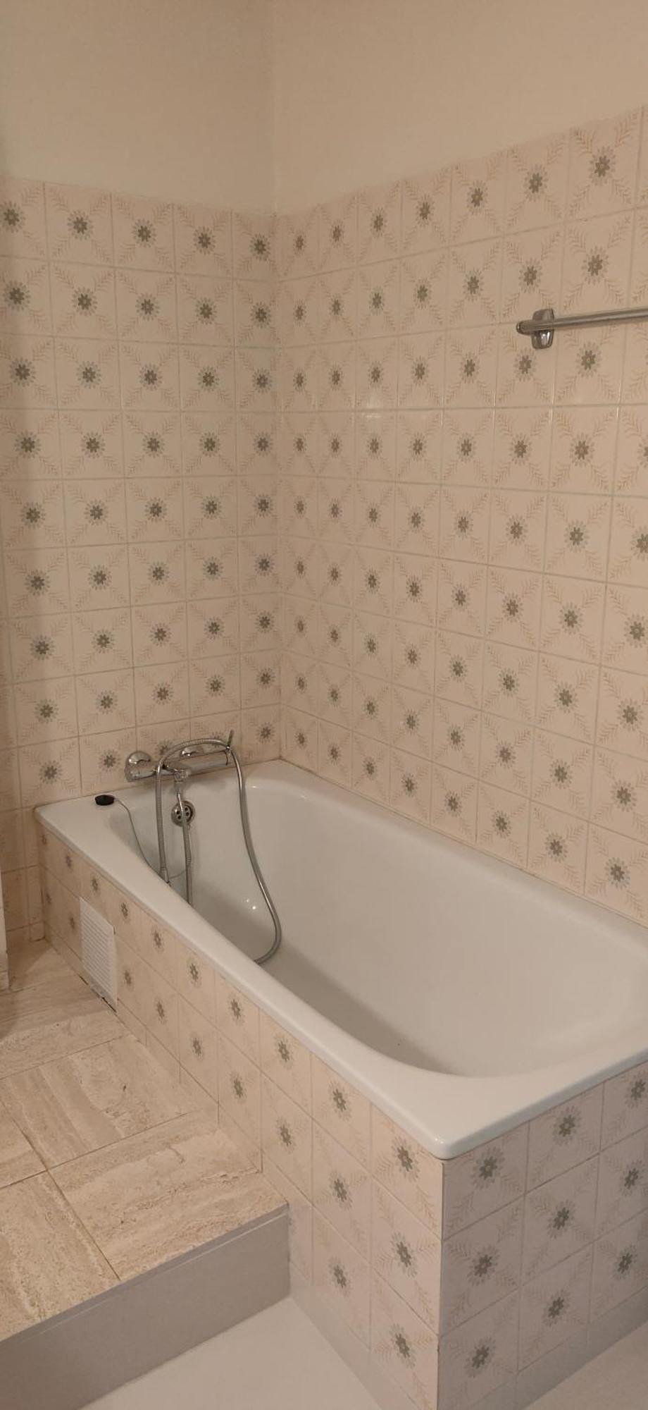 "Les Chacobins" - Appart'Etape Avec Garage Velos La Reole Bagian luar foto